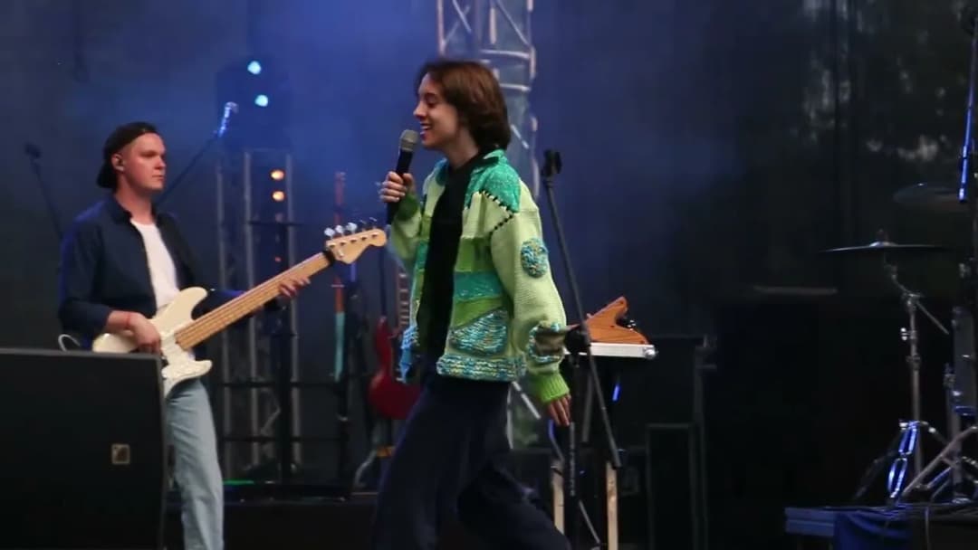 Kto śpiewa piosenkę czekam na znak: poznaj fakty o letnim hicie Ignacego