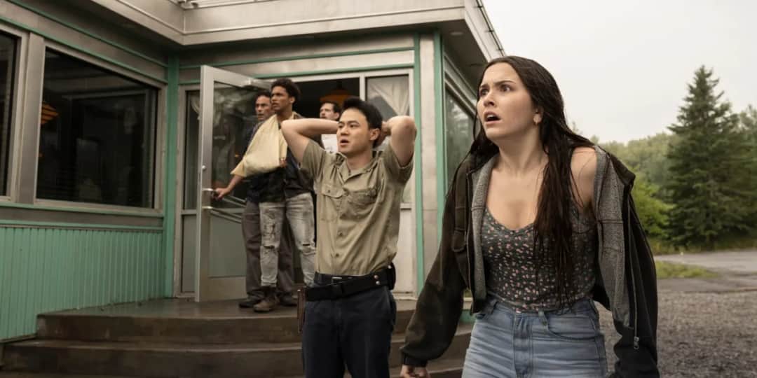 Stamtąd: Czy warto obejrzeć? Recenzja serialu, który cię zaskoczy