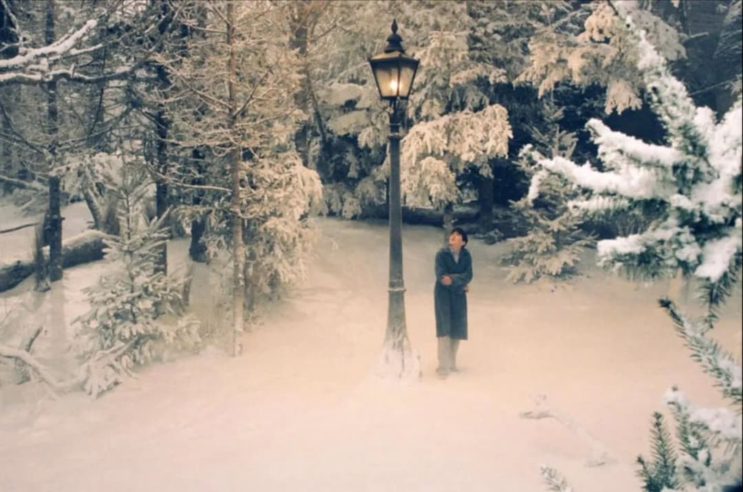 Co obejrzeć w zimowe wieczory? Top filmy na ciepłą i magiczną atmosferę